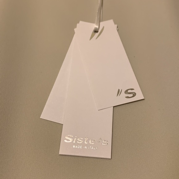 NWT Siste’s Ivory Dress - Picture 8 of 8